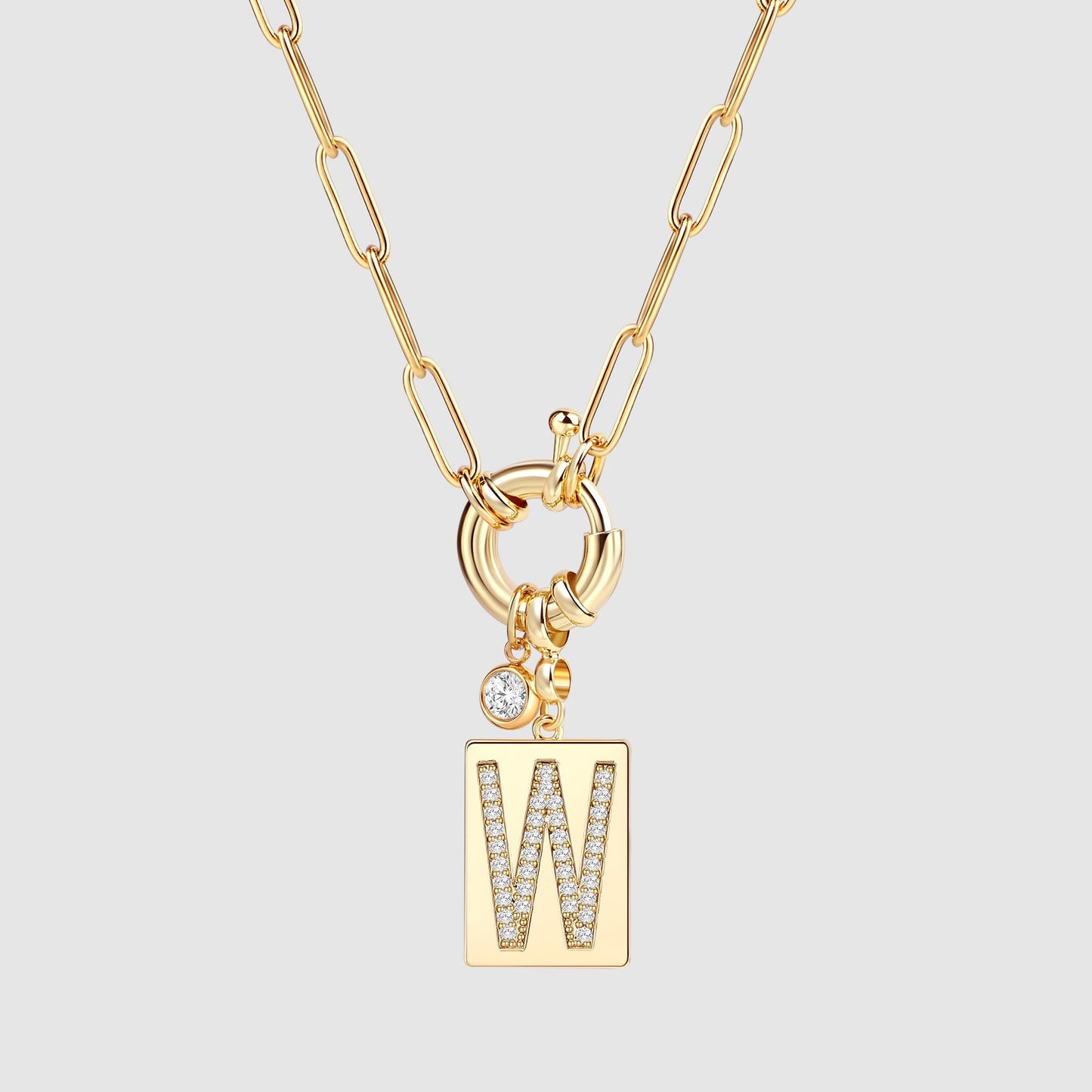 Collier pendentif initial pavé avec chaîne trombone