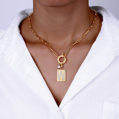 Collier pendentif initial pavé avec chaîne trombone
