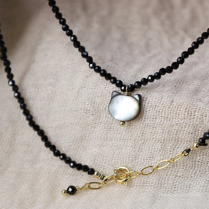 Collier ras du cou en spinelle noir avec pierres de Bouddha et motif chat mignon 