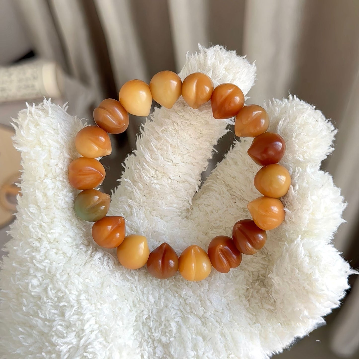 Handgeschnitztes Wasserpfirsich-Bodhi-Armband – Exquisite Handwerkskunst 