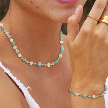 Ensemble bracelet de plage en perles et collier ras du cou