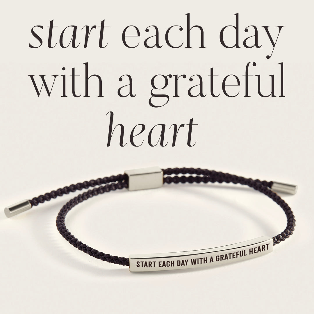 Commencez chaque journée avec un bracelet d'inspiration plein de gratitude