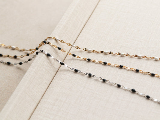 Enamel Lace Chain | Black, White