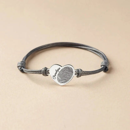 Bracelet à breloques empreintes digitales Embrace Memories
