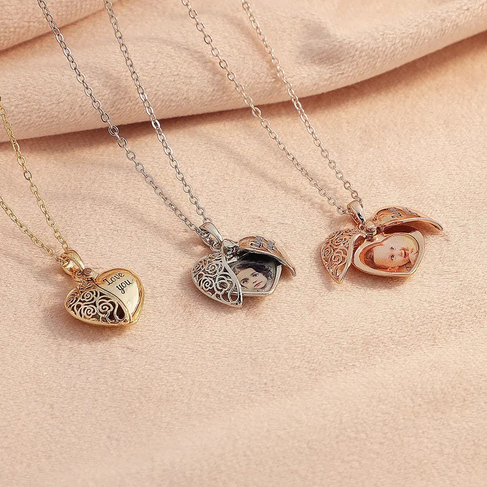 Collier photo personnalisé en forme de cœur creux caché
