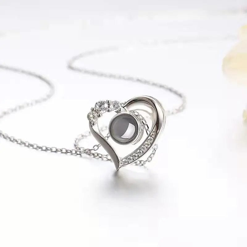 Collier personnalisé avec mini zircons en forme de cœur et photo cachée