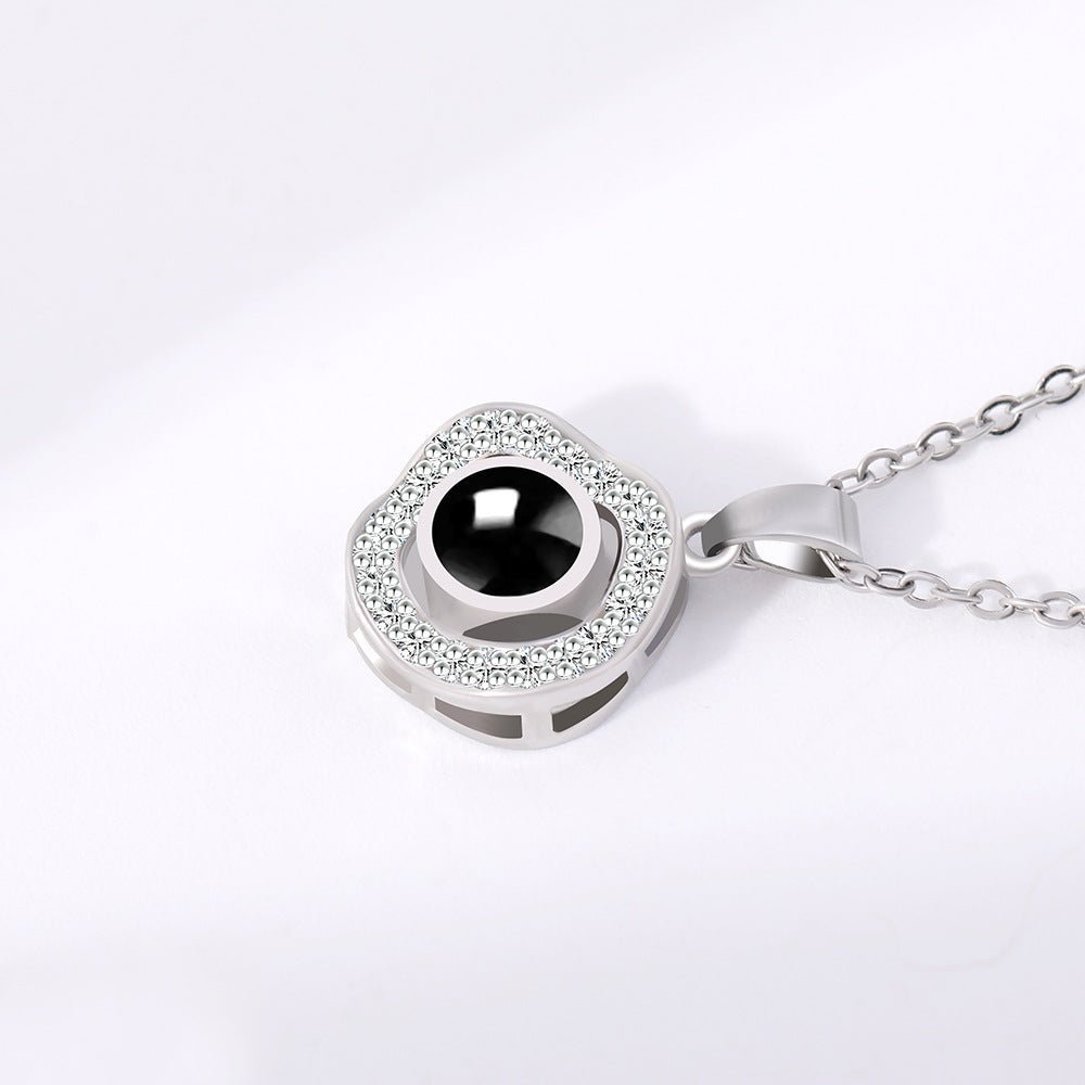 Collier personnalisé avec projection photo cachée en onyx noir 
