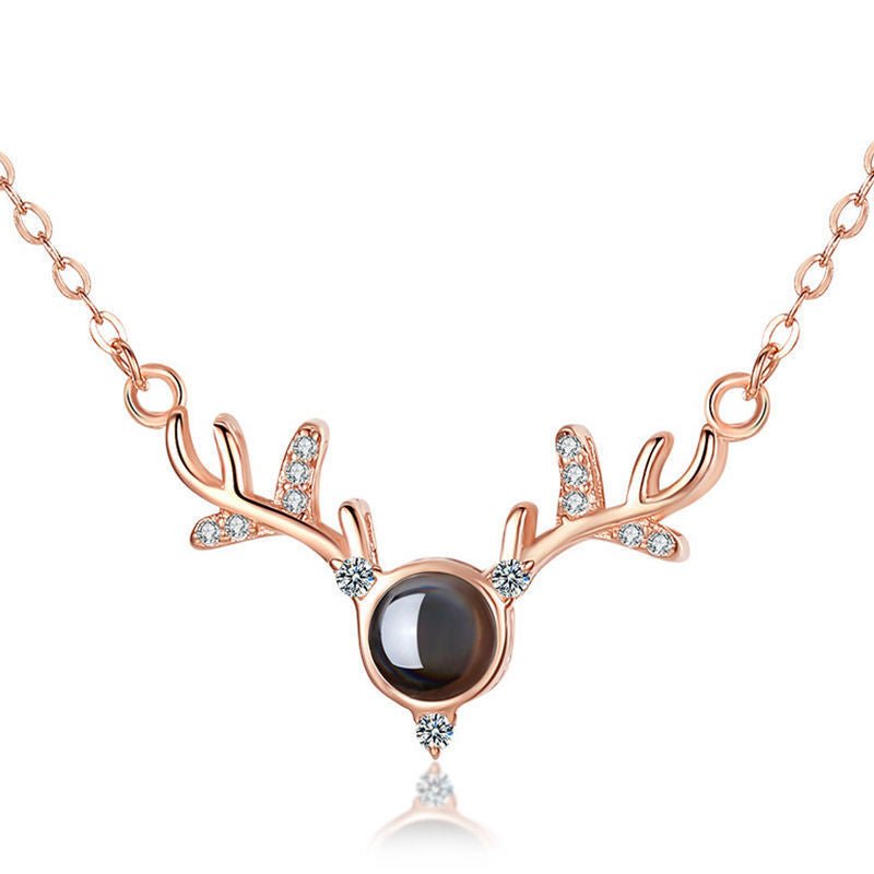 Collier personnalisé avec projection photo cachée en bois de cerf