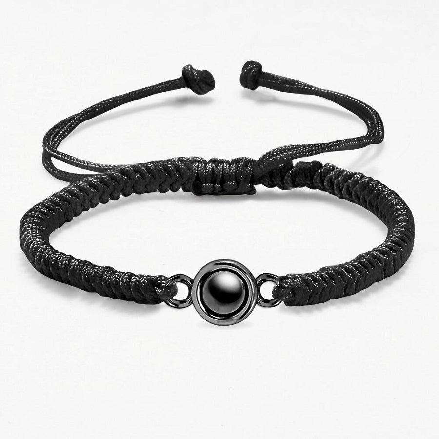 Bracelet tressé personnalisé avec projection cachée