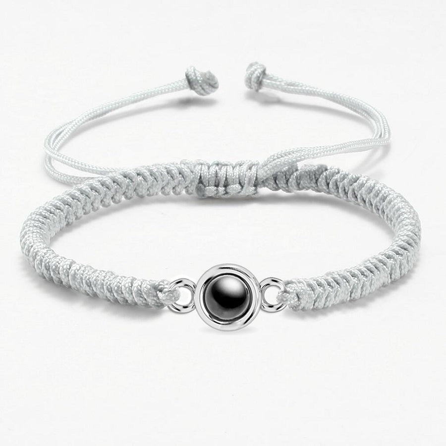 Bracelet tressé personnalisé avec projection cachée
