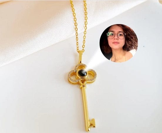 Collier photo caché en zircon avec clé personnalisée 