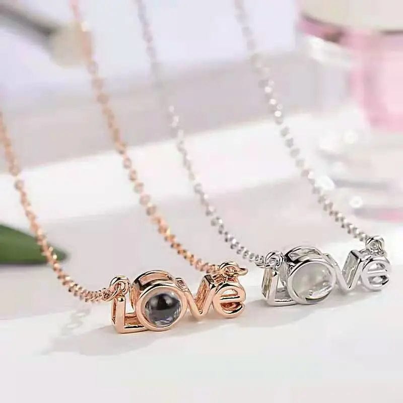 Collier photo caché en zircon style LOVE personnalisé