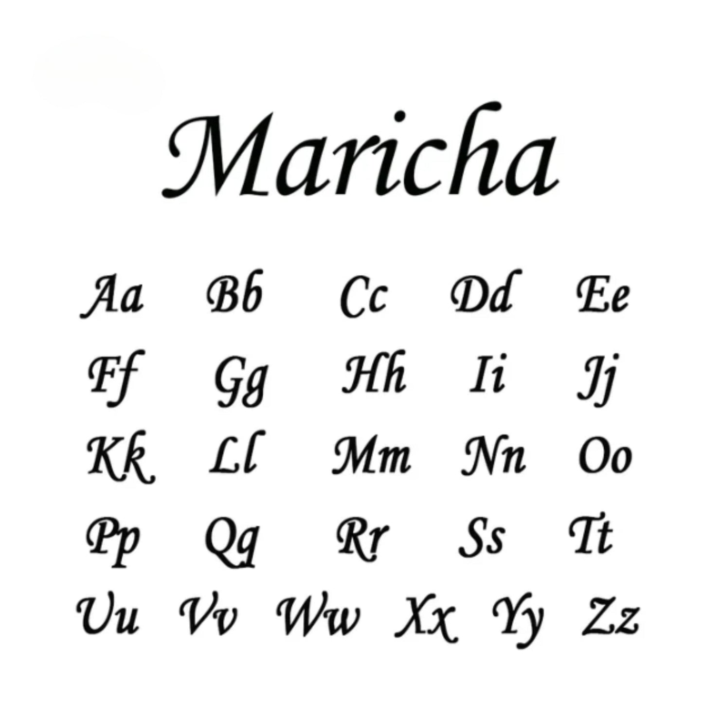 Personalisiertes Namensarmband mit einzigartigen Buchstaben 