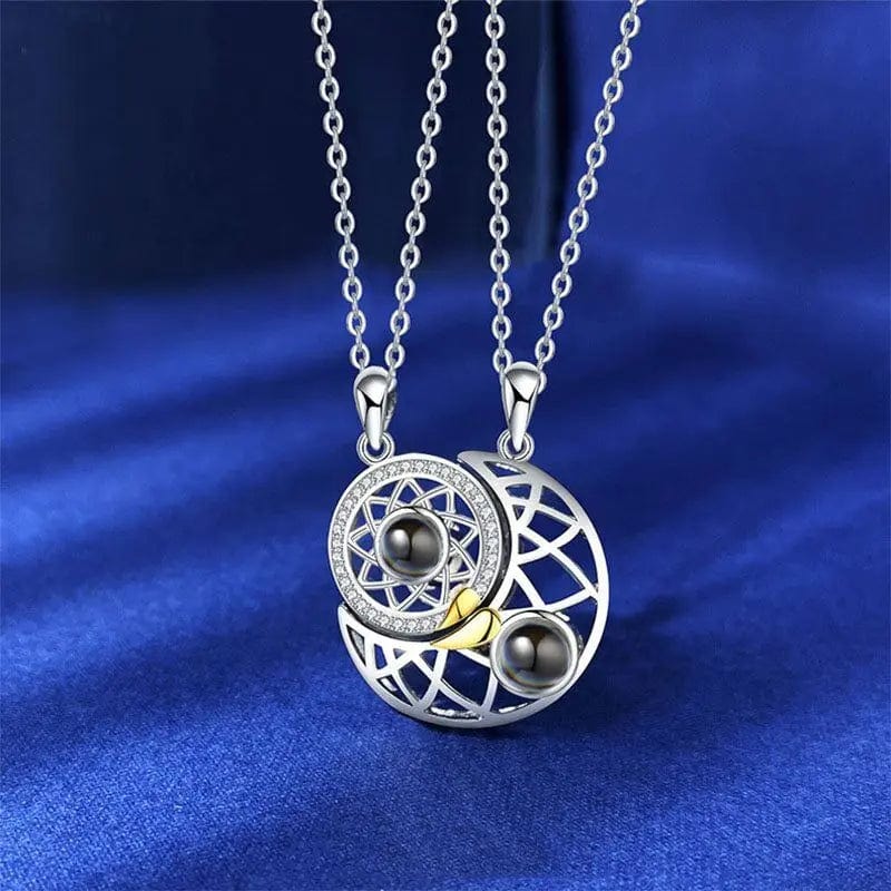 Collier de projection photo personnalisé pour couple avec lune 