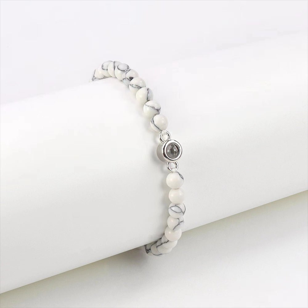 Personalisiertes Armband mit mattiertem Steinprojektion