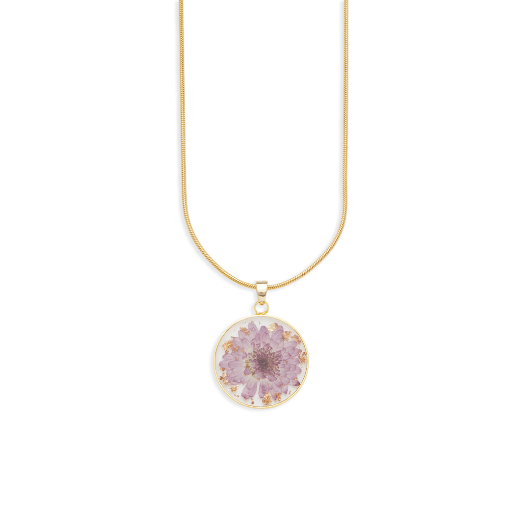 Collier de fleurs de naissance pressées