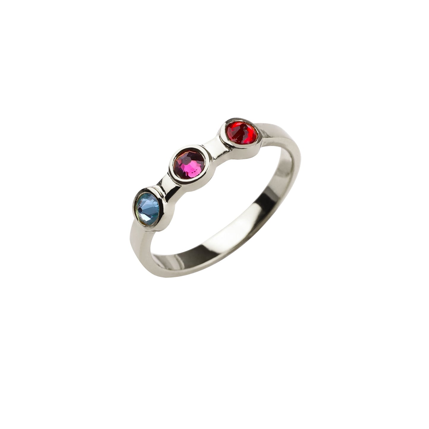 Bague délicate avec 3 pierres de naissance