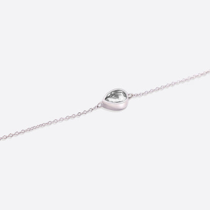 Bracelet en forme de larme avec pierre de naissance