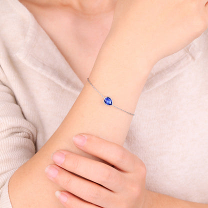 Bracelet en forme de larme avec pierre de naissance
