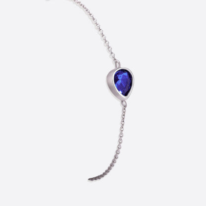 Bracelet en forme de larme avec pierre de naissance