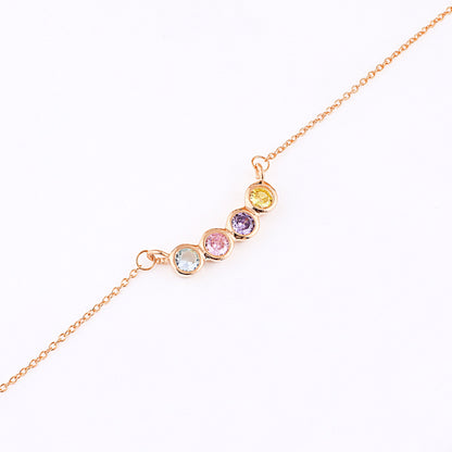 Collier délicat avec pierres de naissance pour la famille