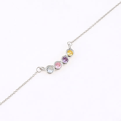 Collier délicat avec pierres de naissance pour la famille