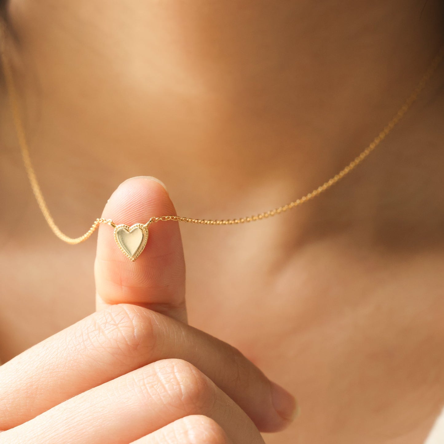 Collier empilable en forme de petit cœur