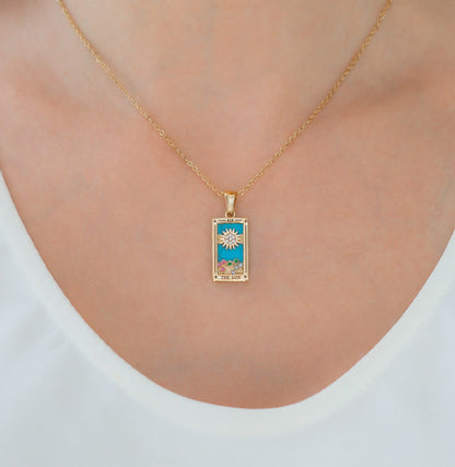 Le collier de tarot du soleil