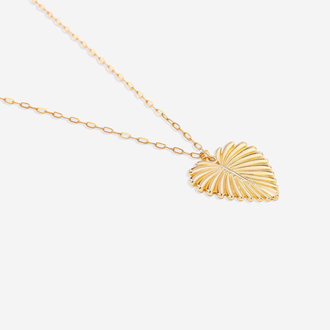 Collier avec pendentif palmier en forme de cœur
