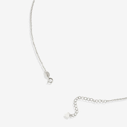 Collier avec pendentif en grosse lettre