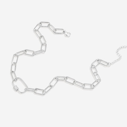 Collier à maillons avec fermoir mousqueton pavé