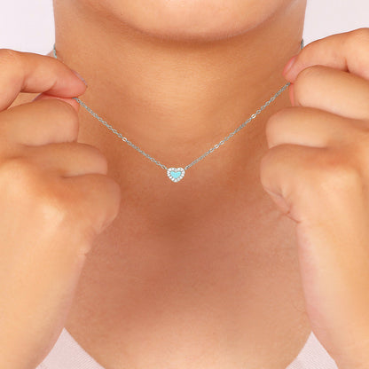 Petit tour de cou en forme de cœur turquoise