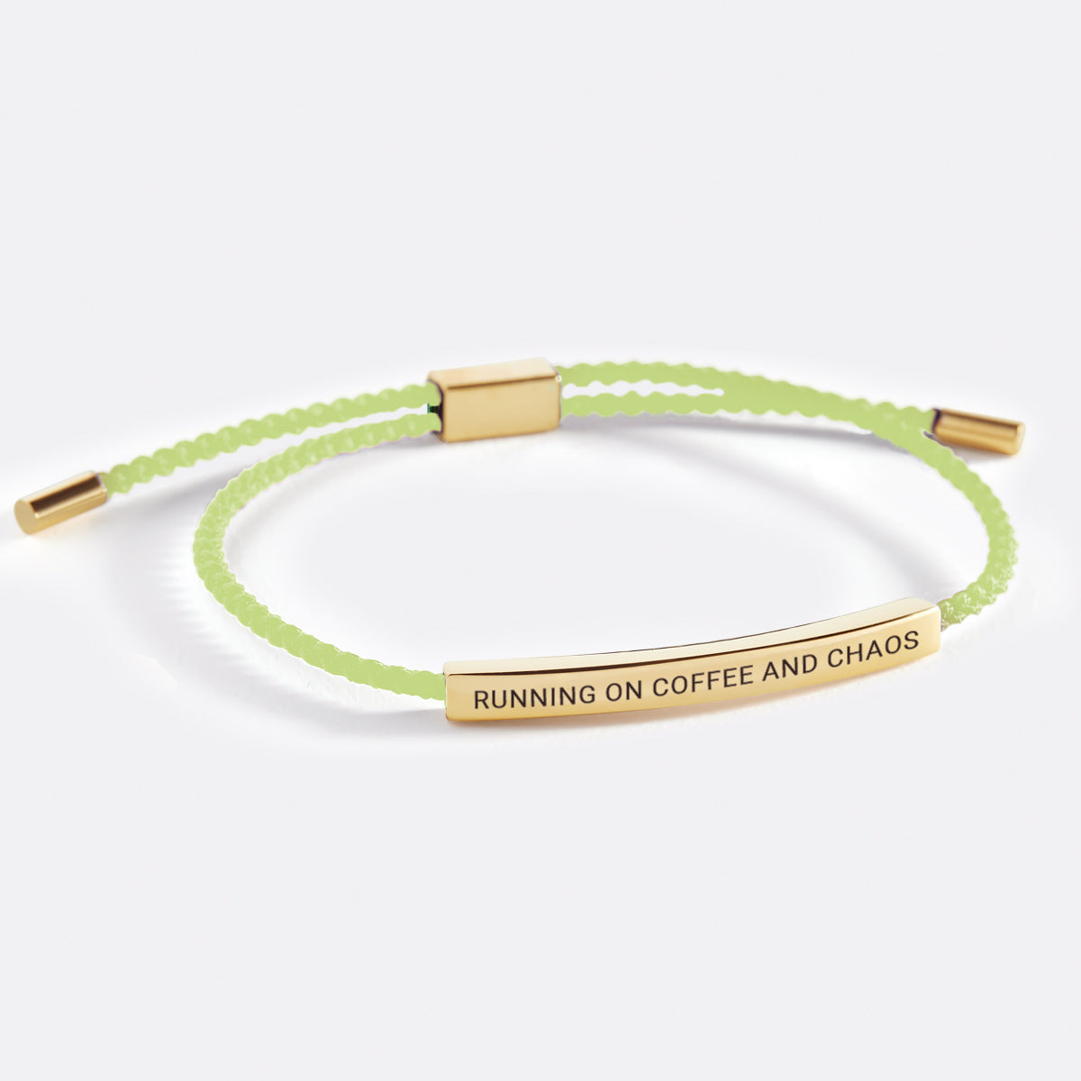 Bracelet d'inspiration « Courir sur le café et le chaos »