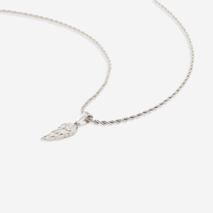 Le collier pendentif aile