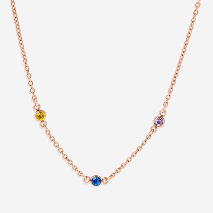 Collier délicat avec pierre de naissance