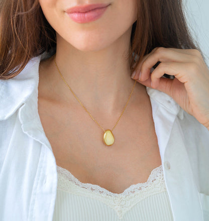 Collier pendentif galet