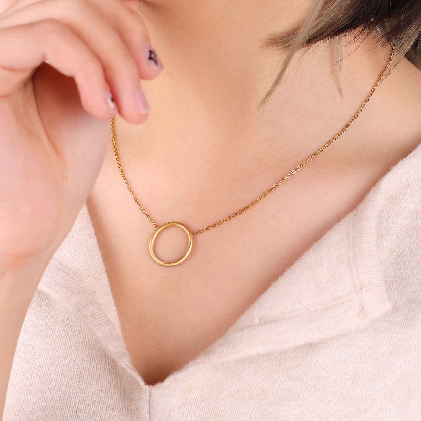 Collier à déclaration circulaire