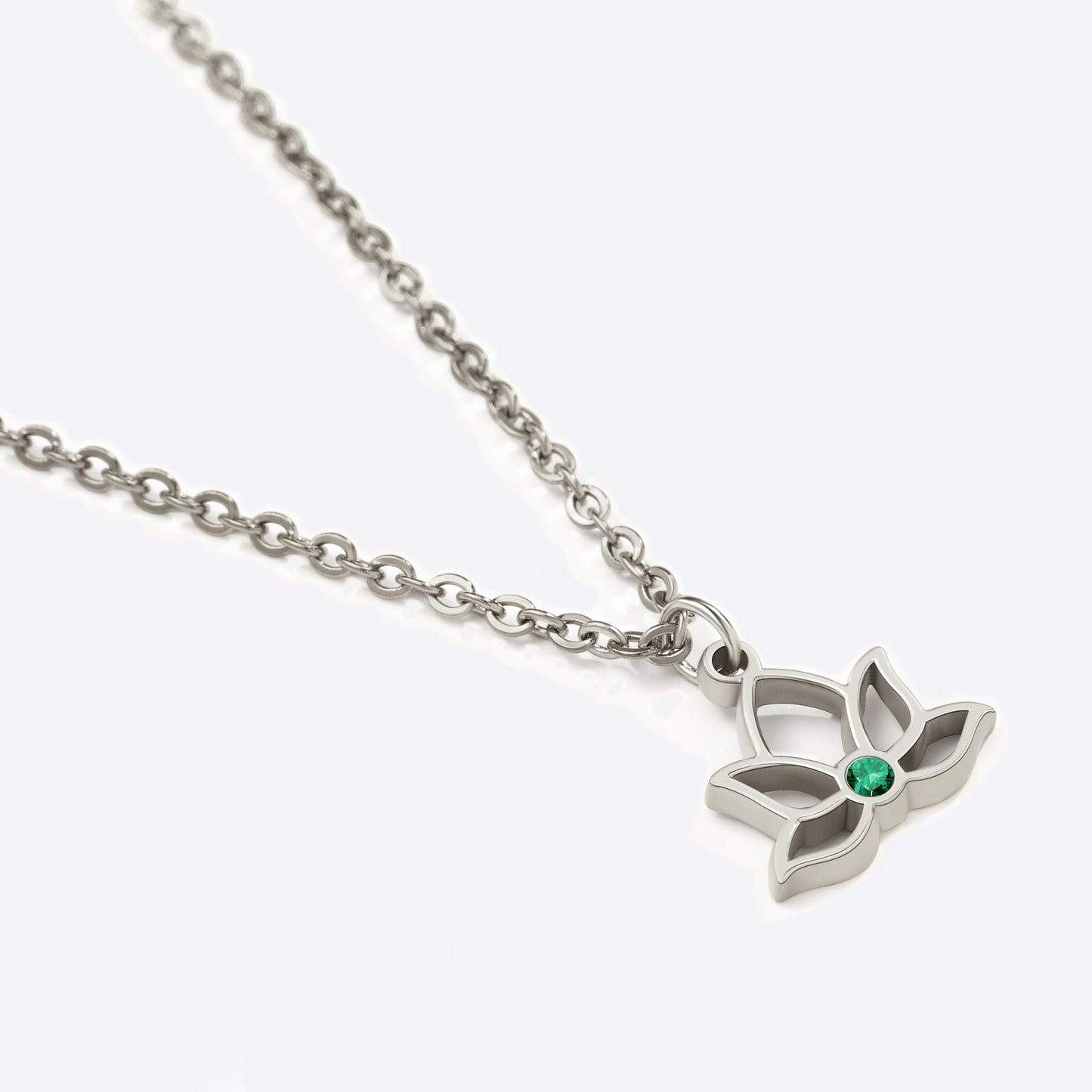 Collier avec pendentif mini lotus et pierre de naissance