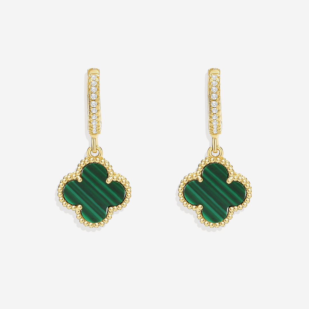Boucles d'oreilles pendantes en forme de trèfle pavé