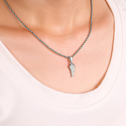 Le collier pendentif aile
