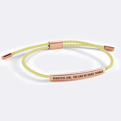 Belle fille, tu peux faire des choses difficiles Bracelet d'inspiration