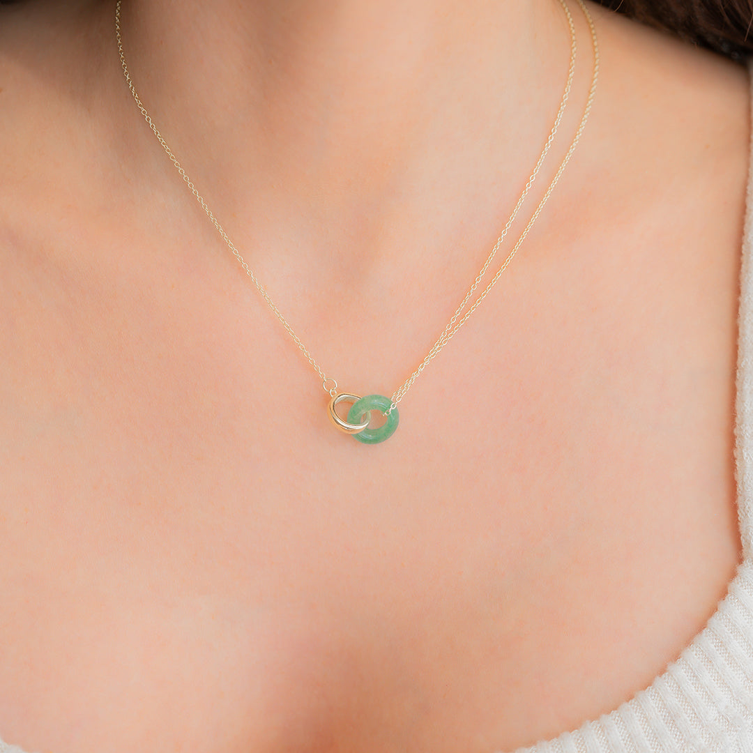 Collier de connexion en pierres précieuses