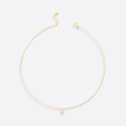 Collier avec pendentif en grosse lettre