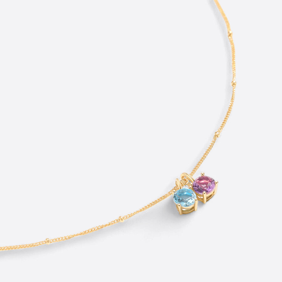 Collier délicat avec pendentif en pierre de naissance