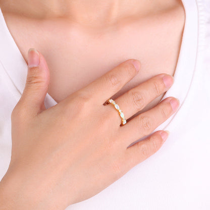 Bague d'éternité en opale de feu