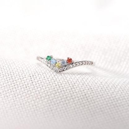 Bague pavée Chevron personnalisable avec 1 à 5 pierres de naissance