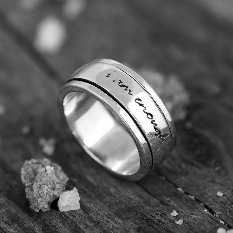 Je suis assez Spinning Fidget Ring 