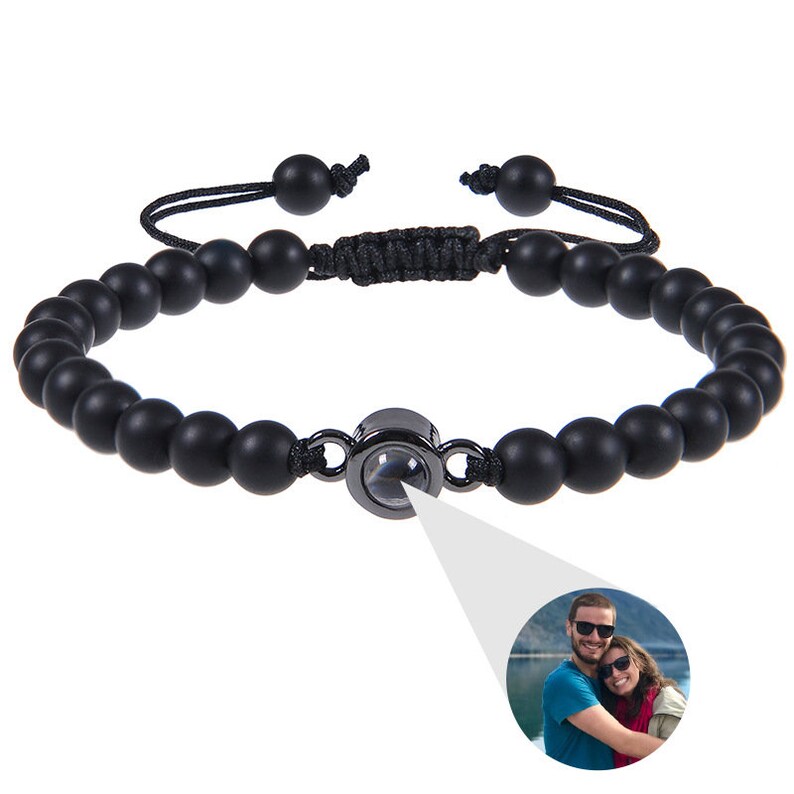 Matching Beads Projection Bracelet