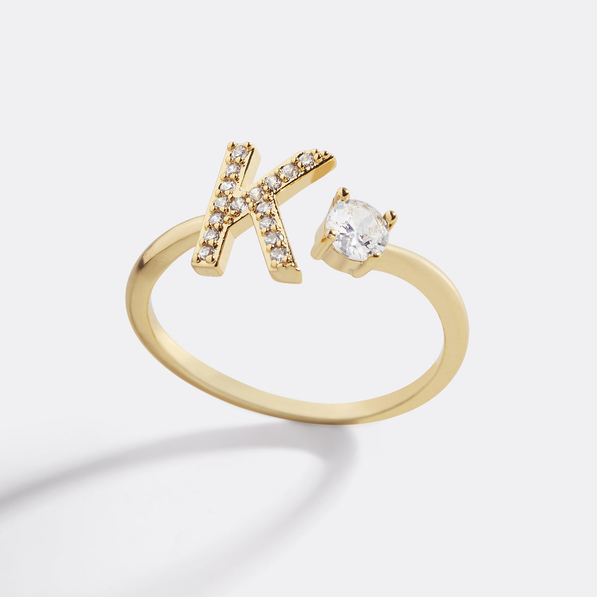 Verstellbarer Pavé-Ring mit Initialen