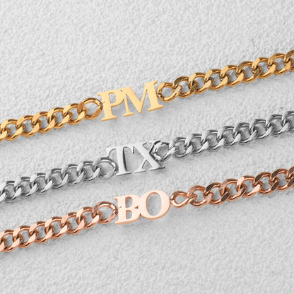 Collier ras du cou initial